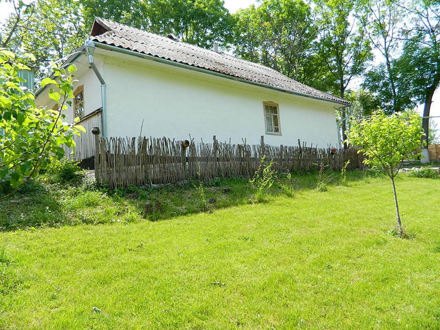 Бази відпочинку біля річки